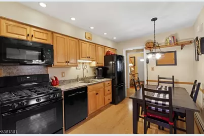 13 Paderewski Rd, Jefferson Township, NJ 07438 - Photo 9