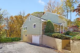 13 Paderewski Rd, Jefferson Township, NJ 07438 - Photo 3