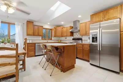 2092 Westfield Ave, Scotch Plains Township, NJ 07076 - Photo 9