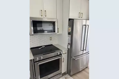 2 Claridge Dr. 7Fw, Verona, NJ 07044 - Photo 3