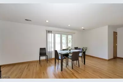 253 Delawanna Ave, Clifton, NJ 07014 - Photo 17