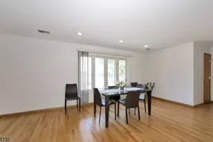 253 Delawanna Ave, Clifton, NJ 07014 - Photo 17