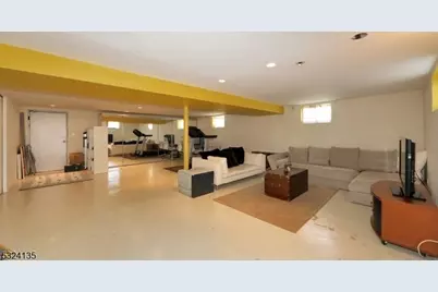 253 Delawanna Ave, Clifton, NJ 07014 - Photo 25