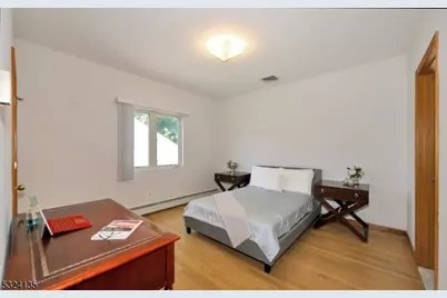 253 Delawanna Ave, Clifton, NJ 07014 - Photo 13