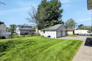 253 Delawanna Ave, Clifton, NJ 07014 - Photo 3