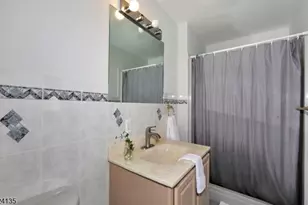 253 Delawanna Ave, Clifton, NJ 07014 - Photo 23