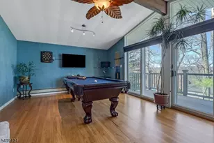 1044 Summit Ln, Mountainside, NJ 07092 - Photo 11