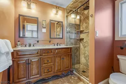 1044 Summit Ln, Mountainside, NJ 07092 - Photo 15