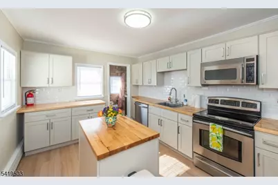 40 Kingsland Rd, West Milford Twp., NJ 07421 - Photo 5