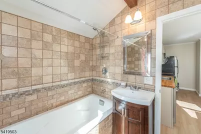 40 Kingsland Rd, West Milford Twp., NJ 07421 - Photo 13