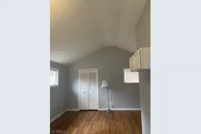 77 Wardle Ave, Berkeley Heights Township, NJ 07922 - Photo 7