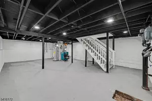 127 Albert St, North Arlington, NJ 07031 - Photo 39