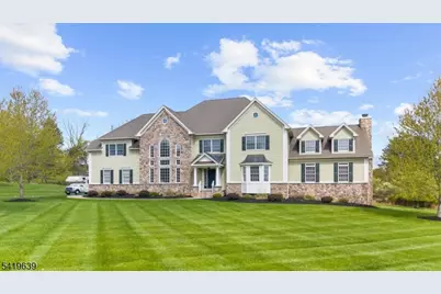 4 Steinbeck Ct, Alexandria Township, NJ 08848 - Photo 3