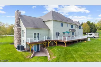 4 Steinbeck Ct, Alexandria Township, NJ 08848 - Photo 5