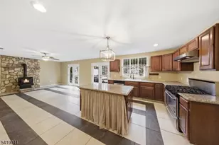 130 Valley View Dr, Rockaway Township, NJ 07866 - Photo 41