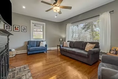 200 Mountain Way, Morris Plains, NJ 07950 - Photo 5