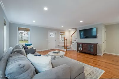 8 Grant St, Morristown, NJ 07960 - Photo 13