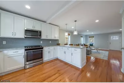 8 Grant St, Morristown, NJ 07960 - Photo 17