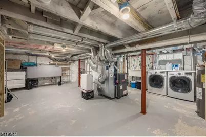 8 Grant St, Morristown, NJ 07960 - Photo 31