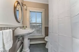 57 Main St, Lebanon, NJ 08833 - Photo 23