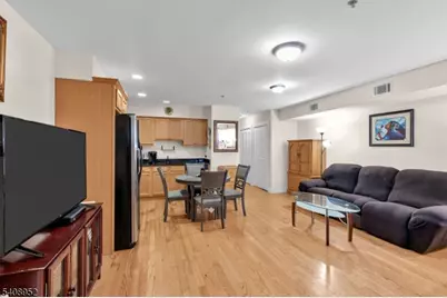 5 Maple Ave #102, Union Township, NJ 07088 - Photo 9