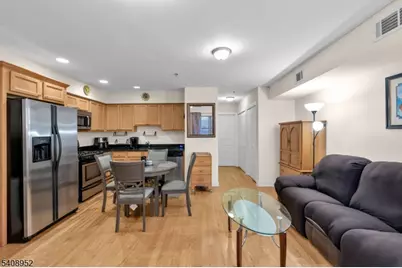 5 Maple Ave #102, Union Township, NJ 07088 - Photo 5