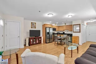 5 Maple Ave, Union Township, NJ 07088 - Photo 3