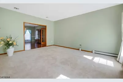 5 Noble Ct, Washington Township, NJ 07853 - Photo 7