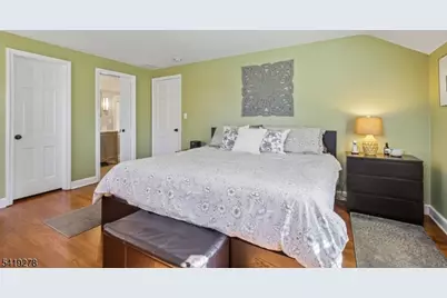 70 Sycamore Ave, Berkeley Heights Township, NJ 07922 - Photo 25