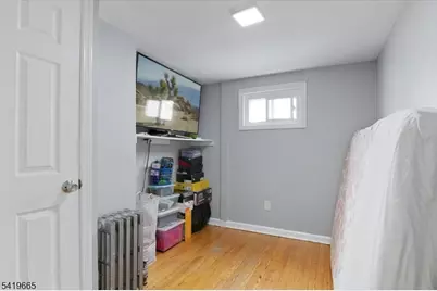 611 Stuyvesant Ave, Irvington, NJ 07111 - Photo 15