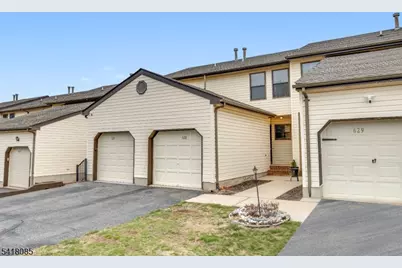 628 Almond Ct, Raritan Township, NJ 08822 - Photo 1