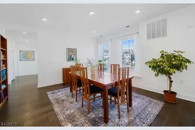 15 Whitney Ave, Morris Plains, NJ 07950 - Photo 9