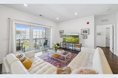 15 Whitney Ave, Morris Plains, NJ 07950 - Photo 7