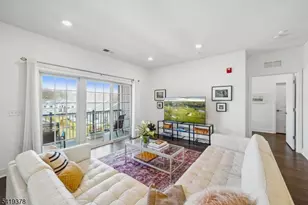 15 Whitney Ave, Morris Plains, NJ 07950 - Photo 7