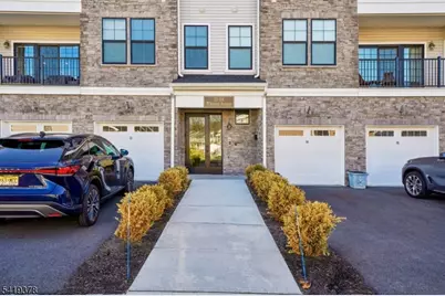 15 Whitney Ave, Morris Plains, NJ 07950 - Photo 27