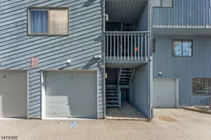 114 Pennington Ave, Passaic, NJ 07055 - Photo 27