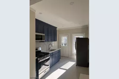 19 Ransome Pl, Plainfield, NJ 07063 - Photo 3