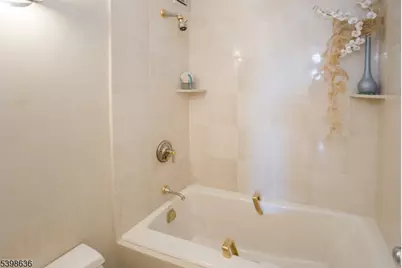 2 Claridge Dr #7NE, Verona, NJ 07044 - Photo 9