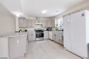 11 Alerica Ln, Franklin Township, NJ 08873 - Photo 9