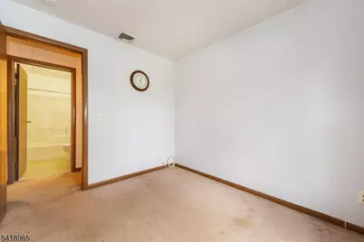 197 Fort Lee Rd, Teaneck Township, NJ 07666 - Photo 23