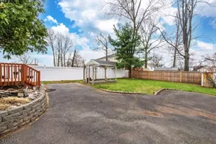 197 Fort Lee Rd, Teaneck Township, NJ 07666 - Photo 33