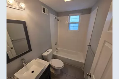245 Marshall St, Elizabeth, NJ 07206 - Photo 9