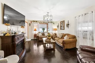 34 Henry St, Woodbridge Township, NJ 07064 - Photo 5