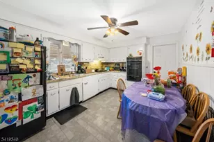 34 Henry St, Woodbridge Township, NJ 07064 - Photo 17