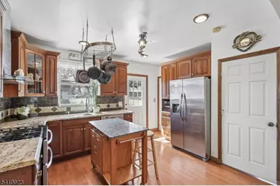 31 Bergen Blvd, Woodland Park, NJ 07424 - Photo 9