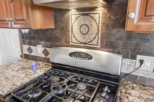 31 Bergen Blvd, Woodland Park, NJ 07424 - Photo 13