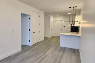 925 E Jersey St, Elizabeth, NJ 07201 - Photo 5