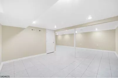 585 Mount Prospect Ave, Clifton, NJ 07012 - Photo 33