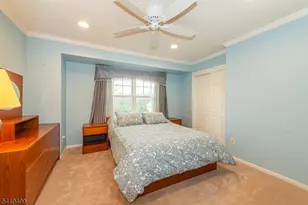 4 Summit Ln, Roxbury Township, NJ 07876 - Photo 27