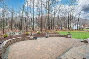 4 Summit Ln, Roxbury Township, NJ 07876 - Photo 37